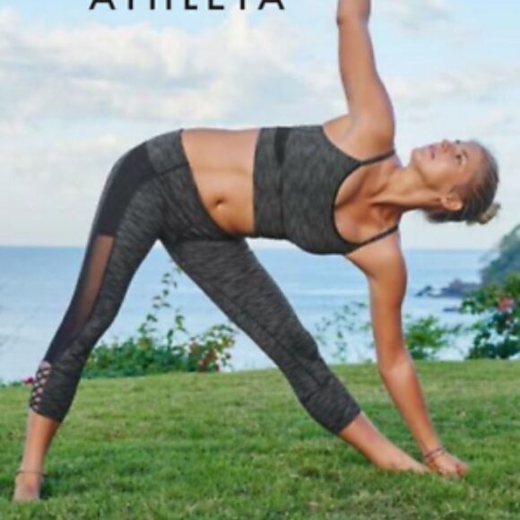 ATHLETA Womens Mind Over Mat Capri Sz Medium Gray Black Lattice Mesh - Picture 3 of 8